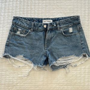 DL1961 LOW RISE DENIM SHORTS